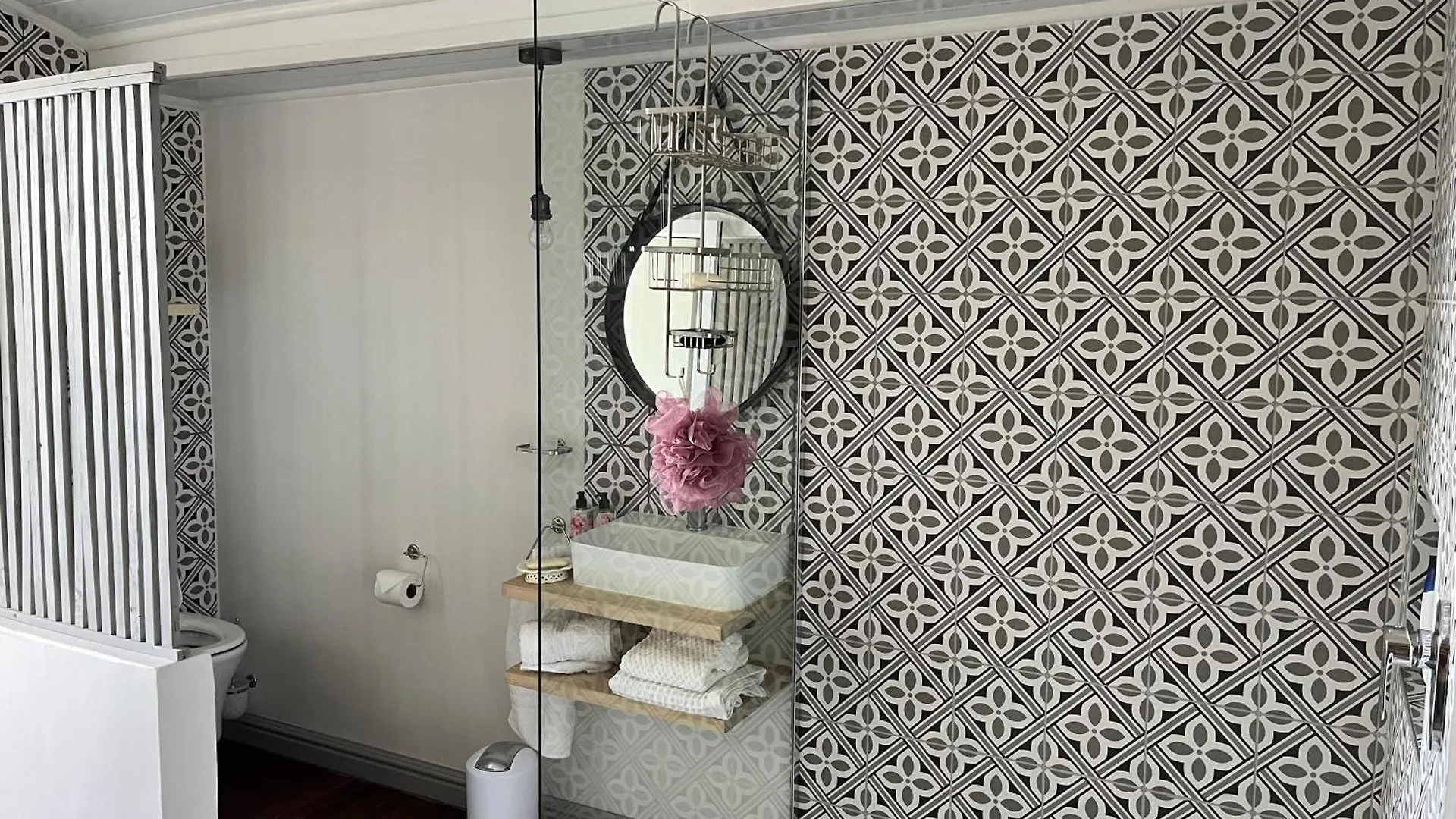 Couette-café Room @Carol Close Le Cap